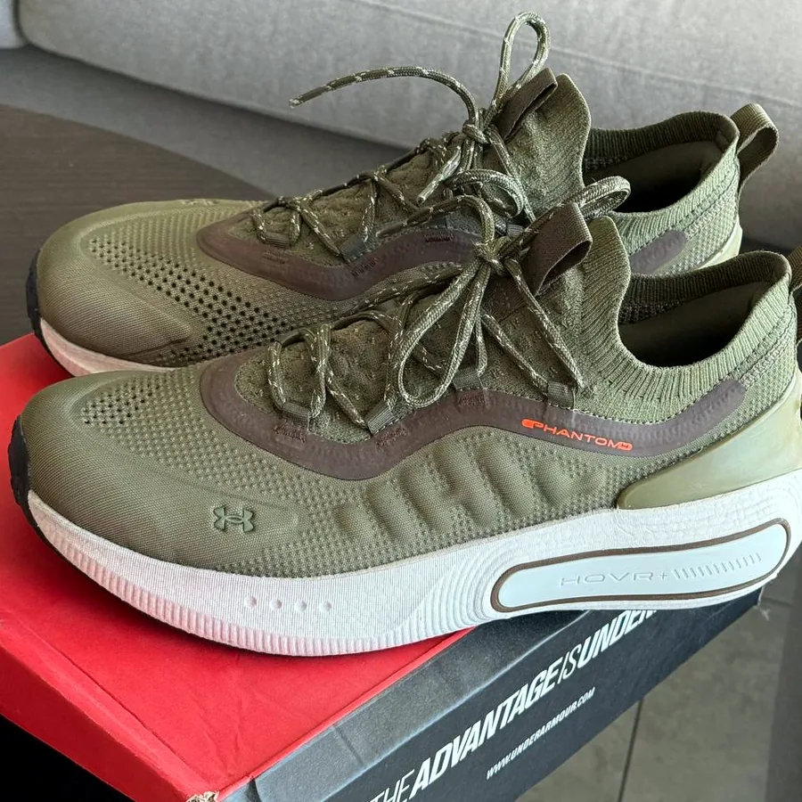 Кроссовки Under Armour HOVR Phantom 4, размер 45