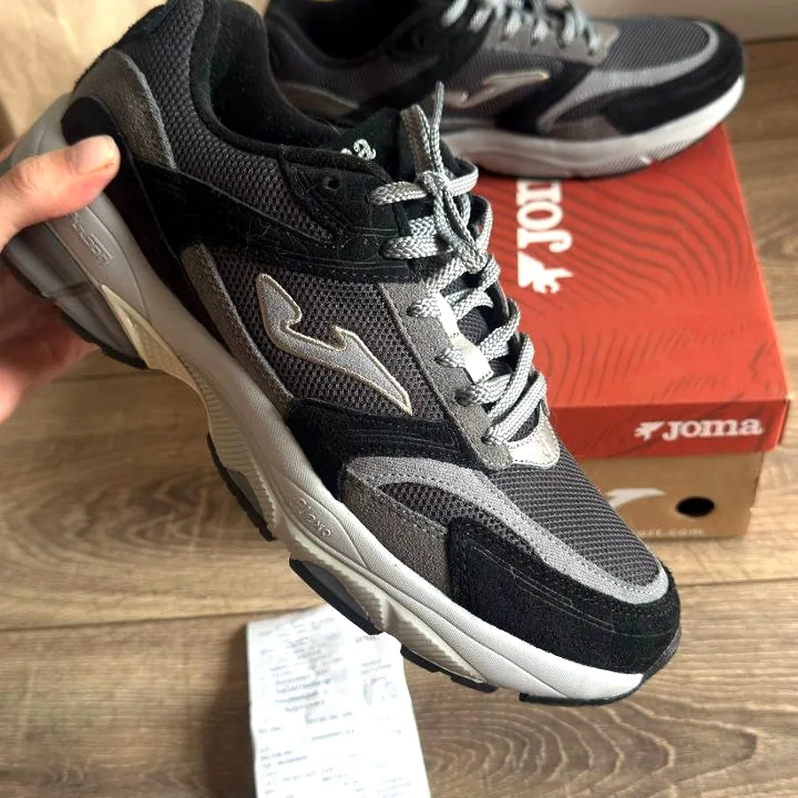 Кроссовки Joma оригинал, почти новые