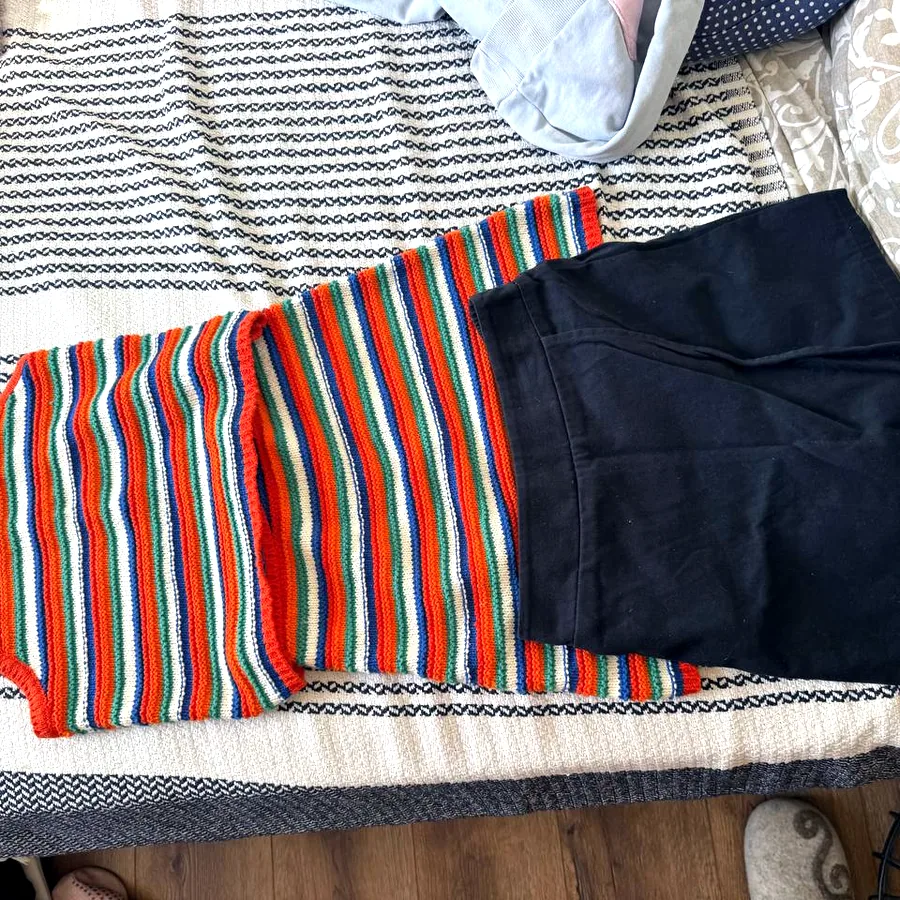 Костюм для девочки Zara 152 см с юбкой и шортами
