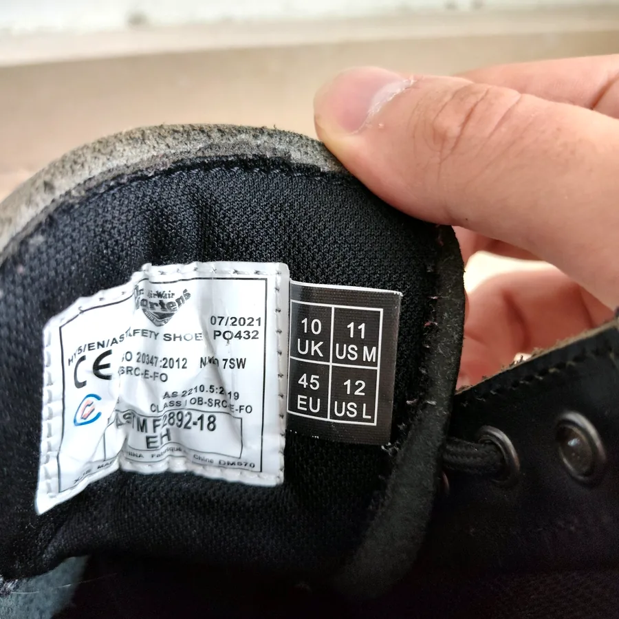 Dr. Martens 1460 Winter Grip, US11
