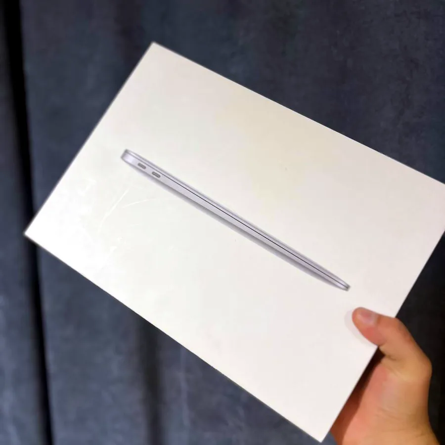 MacBook Air 2020, Intel Core i3, 8/256 ГБ
