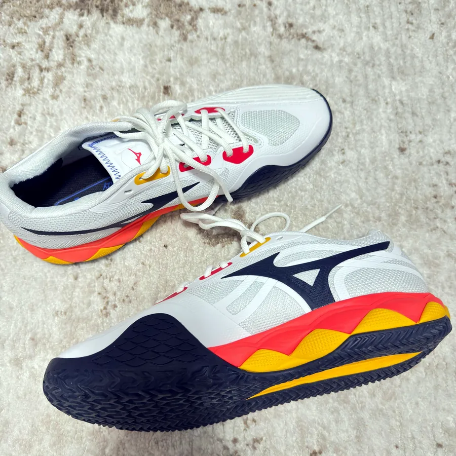 Кроссовки Mizuno Wave Enforce, 10.5 UK