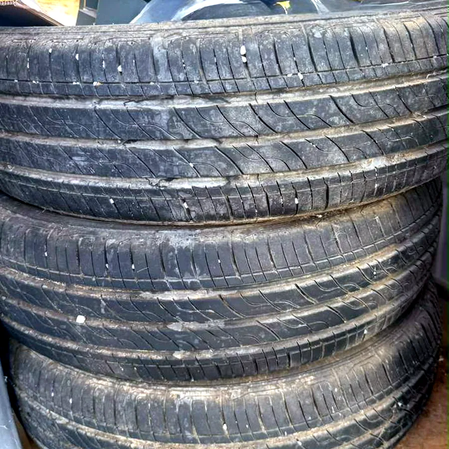 Шины 175/65 R14 82H, отличное состояние