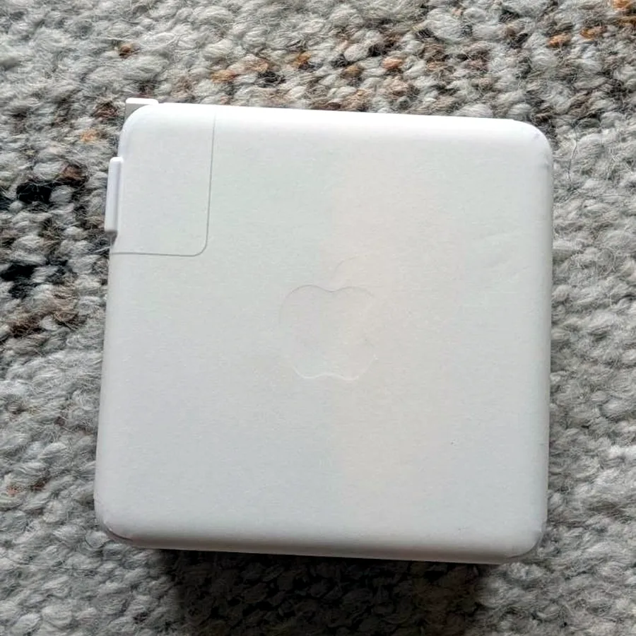 Apple 96W USB-C Power Adapter, оригинальный